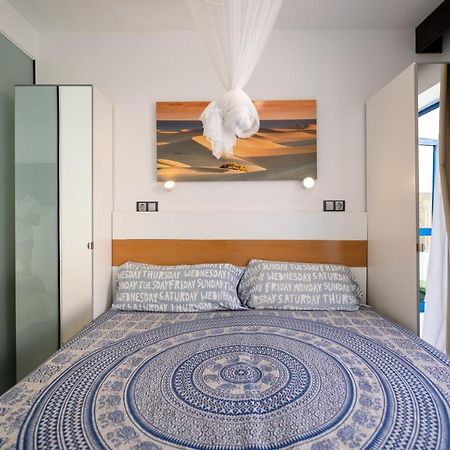 Apartamentos Playa Feliz Πλάγια ντελ Ινγκλές Εξωτερικό φωτογραφία