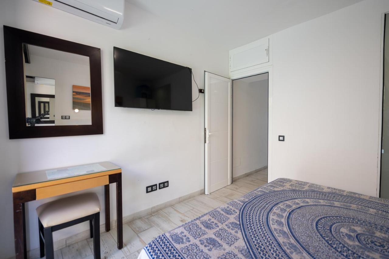 Apartamentos Playa Feliz Πλάγια ντελ Ινγκλές Εξωτερικό φωτογραφία